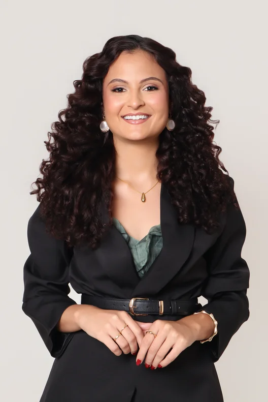 Dra. Ana Carolina Brezoline - Advogada